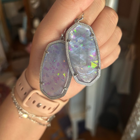 Kendra Scott Limited Edition Danielle Earrings - Picture 2 of 3